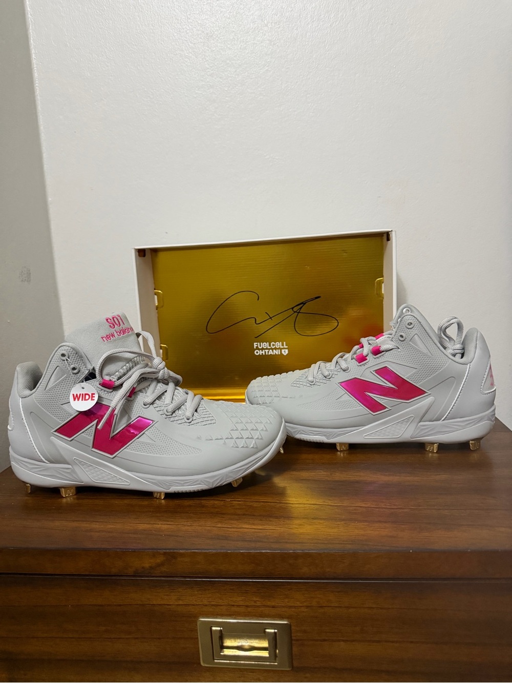 New Balance FuelCell Ohtani 1 Cleats Mother’s Day 7.5 wide - Picture 3 of 9